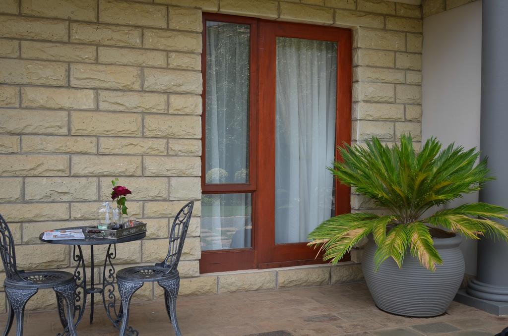 Riverwalk Bed And Breakfast Кларенс Экстерьер фото