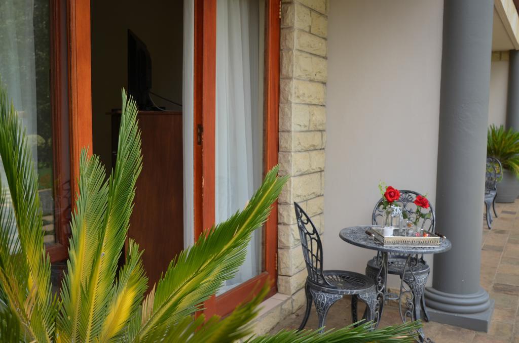 Riverwalk Bed And Breakfast Кларенс Экстерьер фото